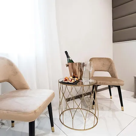 Imperatrice Naples