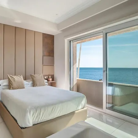 Imperatrice Naples